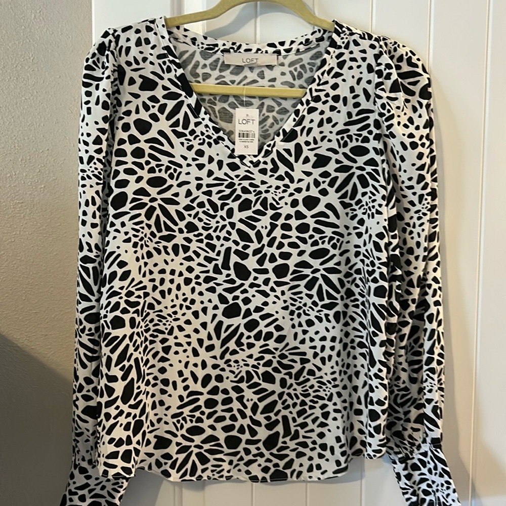 LOFT cream and black, long sleeve blouse.